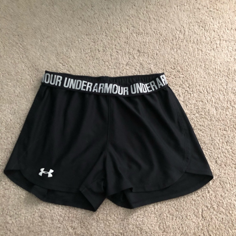 black under armor athletic shorts